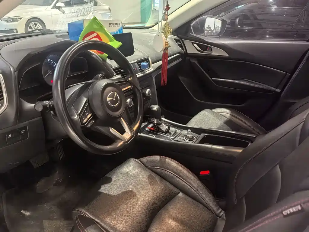 Mazda3 Angkesela 2017 sedan 1.5L automatic luxury model National V купить на сайте DeffCars