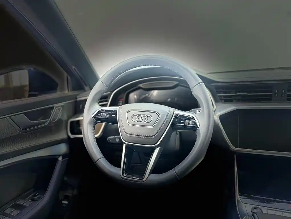 Audi A6L 2025 40 TFSI luxury and dynamic model купить на сайте DeffCars