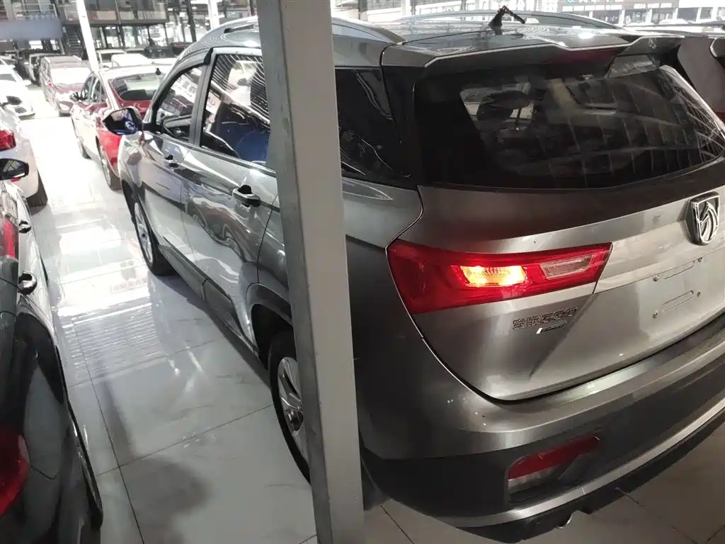 Baojun 530 2020 model 1.5T manual comfort type 7 seats купить на сайте DeffCars