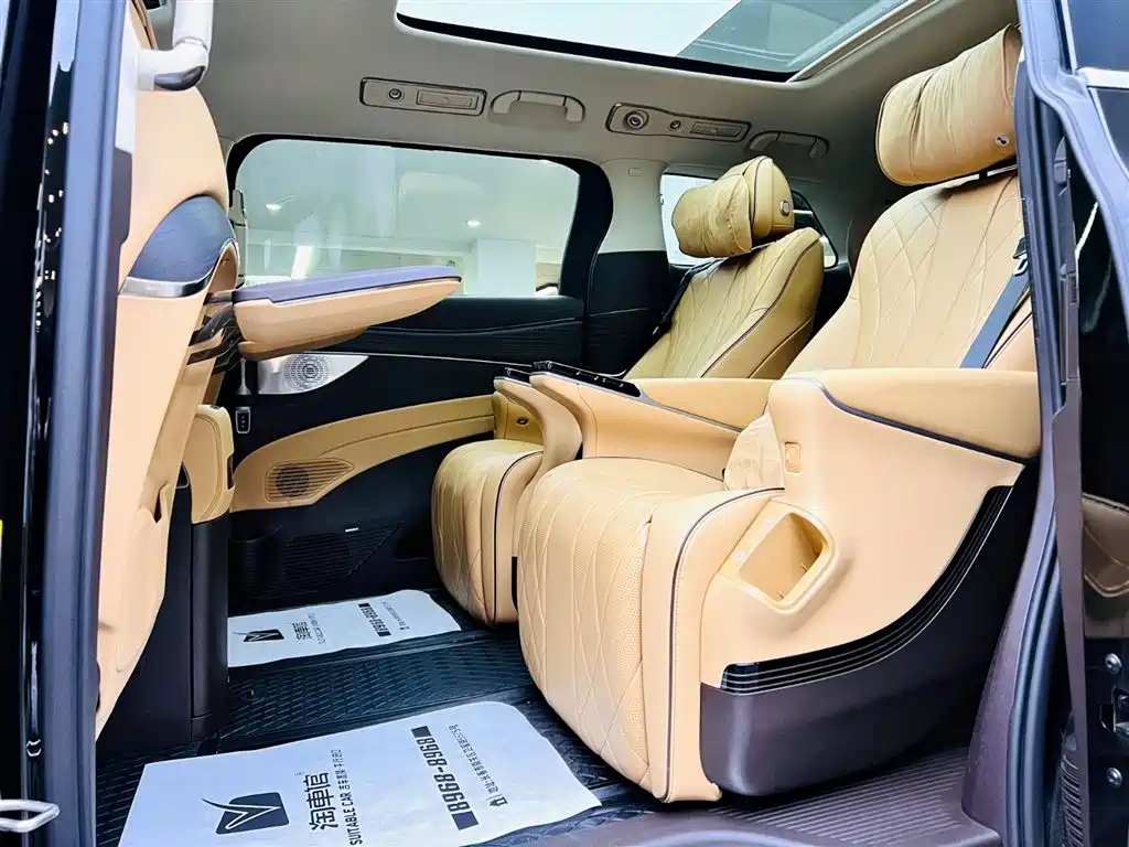 Denza D9 2024 DM-i 980 four-wheel drive premium model купить на сайте DeffCars