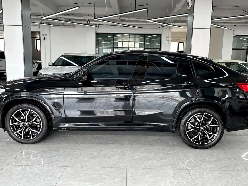 BMW X4 2022 xDrive 25i M Sports Package купить на сайте DeffCars