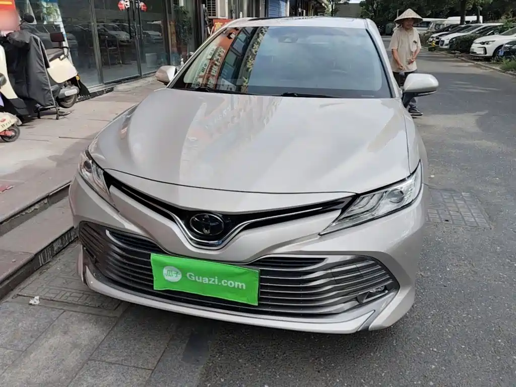 Camry 2019 2.0G Deluxe Edition National VI купить на сайте DeffCars