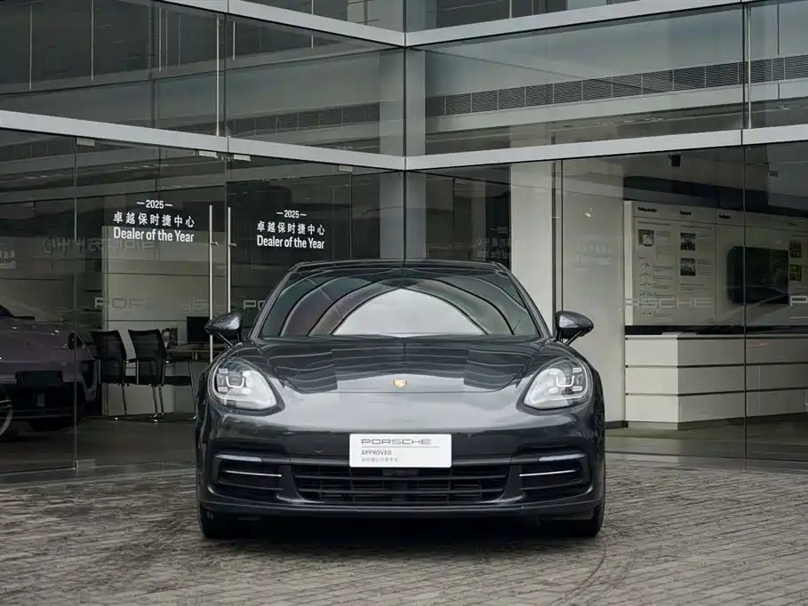 Panamera 2017 Panamera Executive Extended Edition 3.0T купить на сайте DeffCars