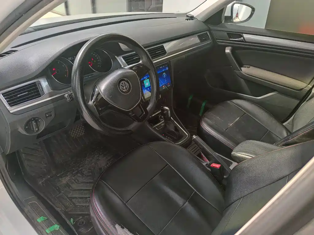 Bora 2019 Bora Legend 1.5L Automatic Fashion Type National VI купить на сайте DeffCars