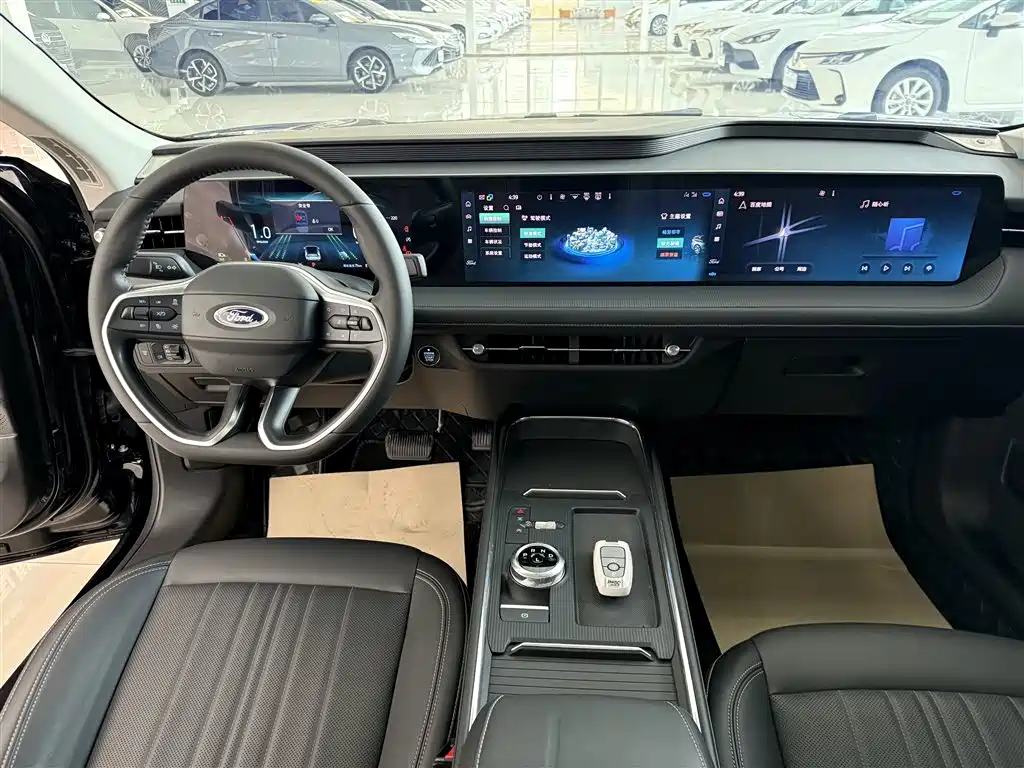 Mondeo 2025 2.0T EcoBoost Luxury купить на сайте DeffCars