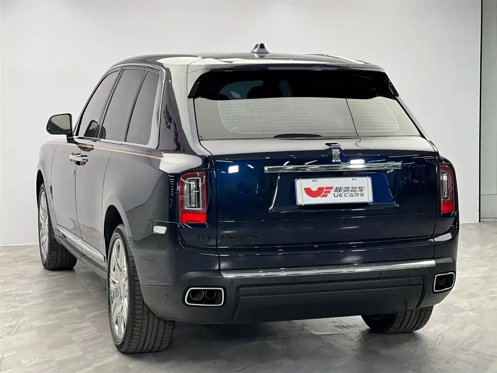Cullinan 2018 five-seater version купить на сайте DeffCars
