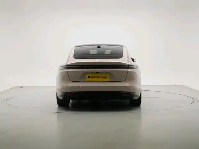 NIO ET5 2025 model 75kWh купить на сайте DeffCars