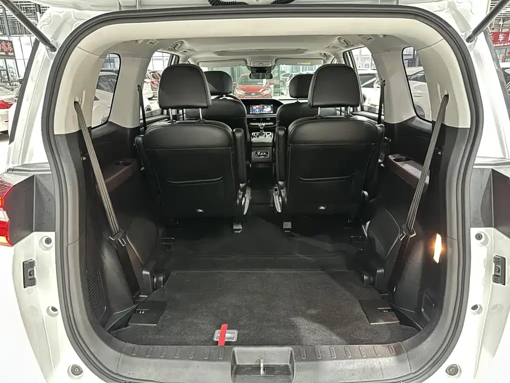 Trumpchi M6 2021 PRO 270T DCT Deluxe Edition купить на сайте DeffCars