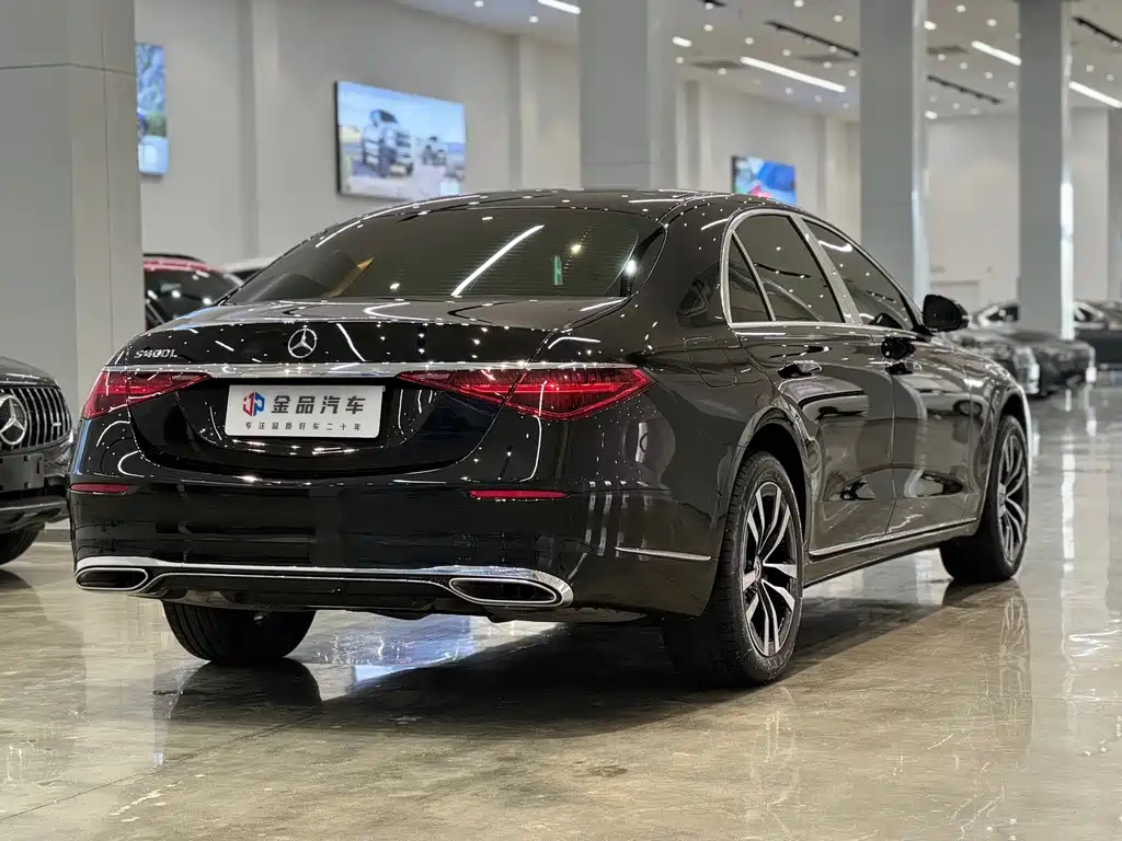 Mercedes-Benz S-Class 2024 S 400 L Luxury Model купить на сайте DeffCars