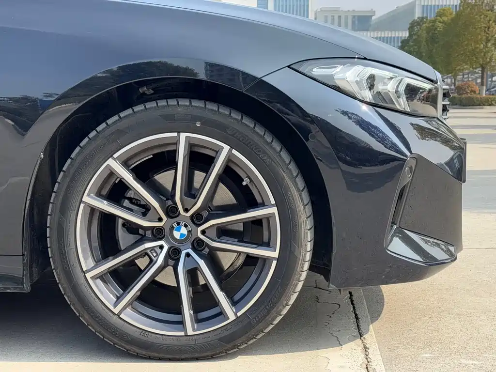 BMW 3 Series 2025 325Li M Sports Package купить на сайте DeffCars