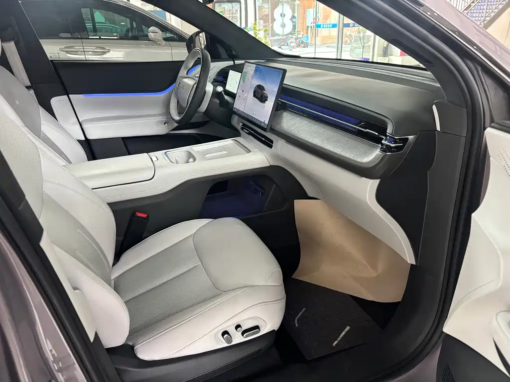 Xpeng G6 2025 model 625 long battery life Max flagship version купить на сайте DeffCars