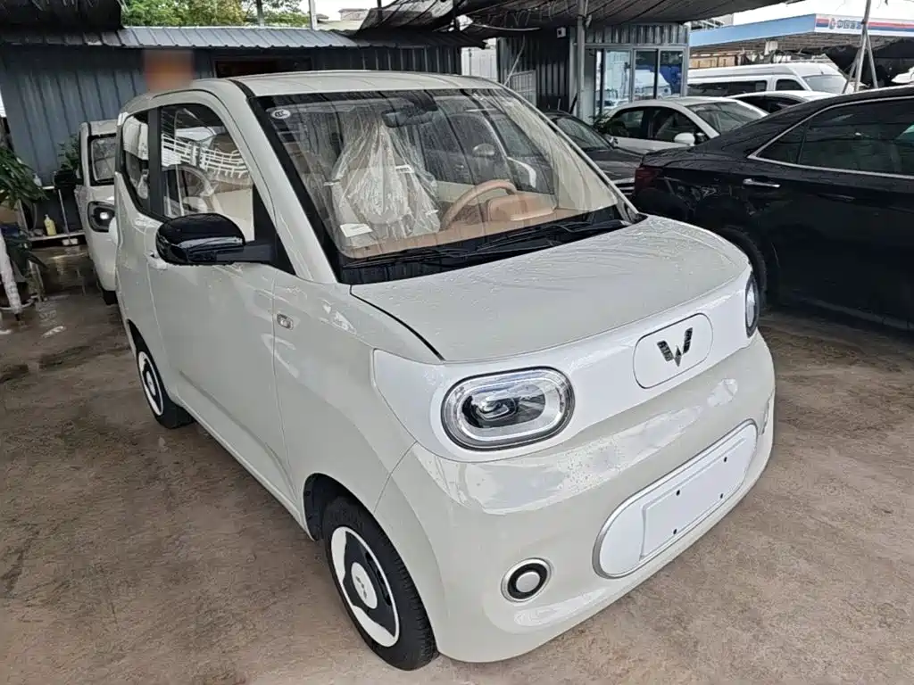Hongguang MINIEV 2024 third generation 215km youth version купить на сайте DeffCars