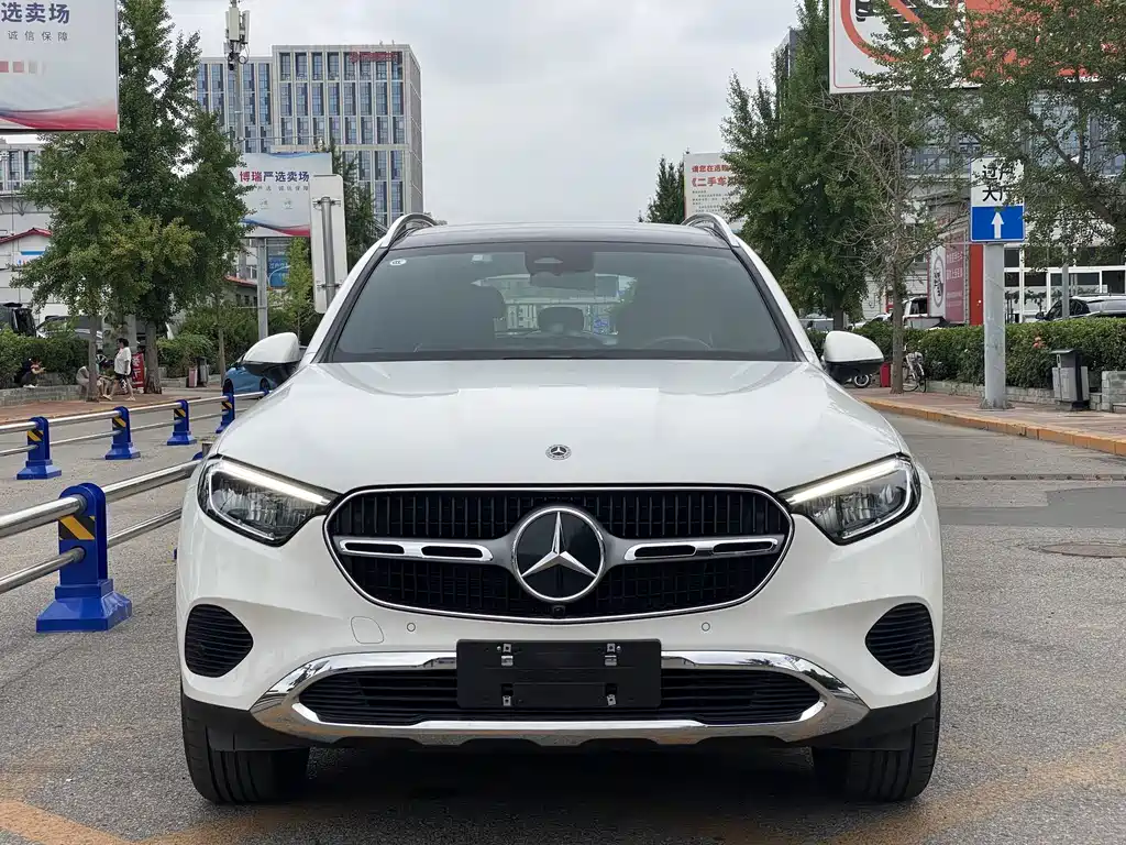 Mercedes GLC 2023 260 L 4MATIC Dynamic 5-seater купить на сайте DeffCars