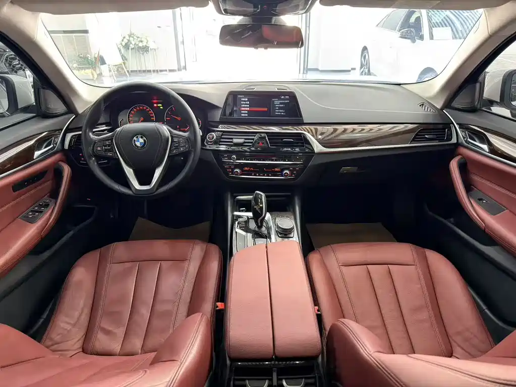 BMW 5 Series 2018 528Li Special Edition launched купить на сайте DeffCars