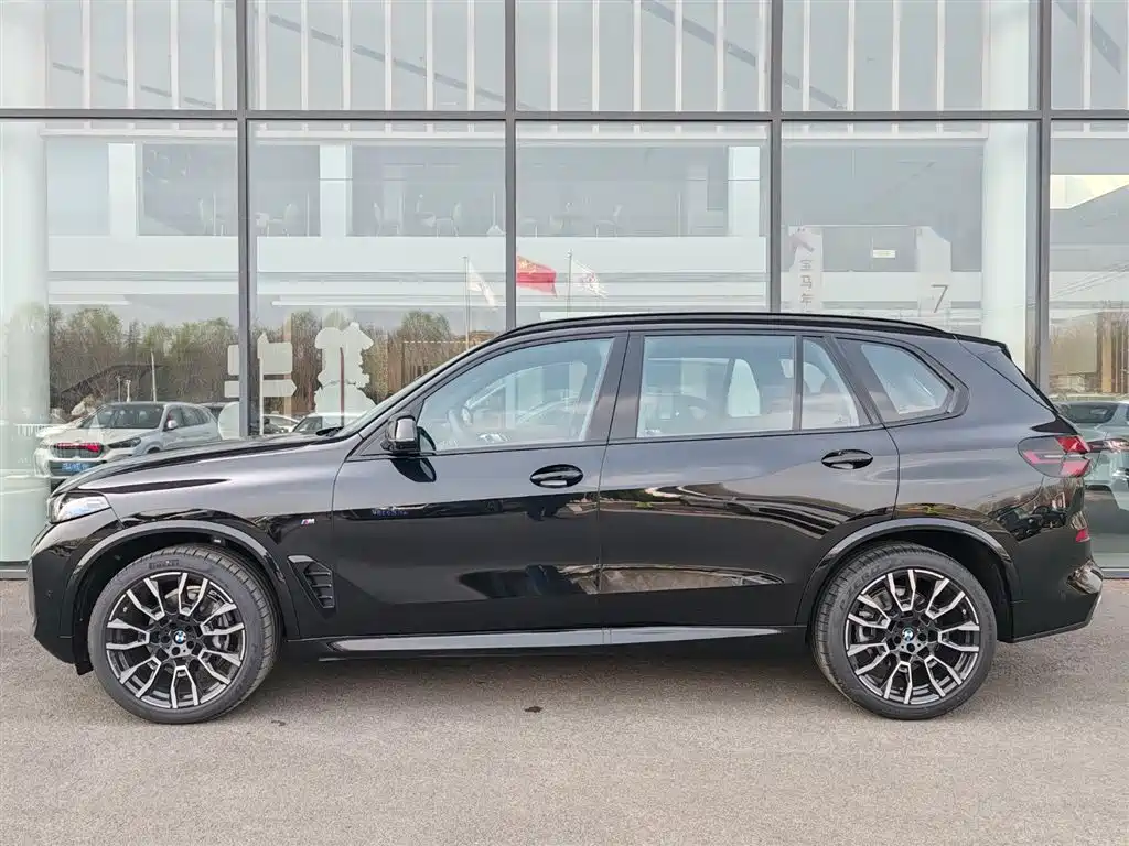 BMW X5 2025 xDrive 40Li Exclusive M Sports Night Package купить на сайте DeffCars