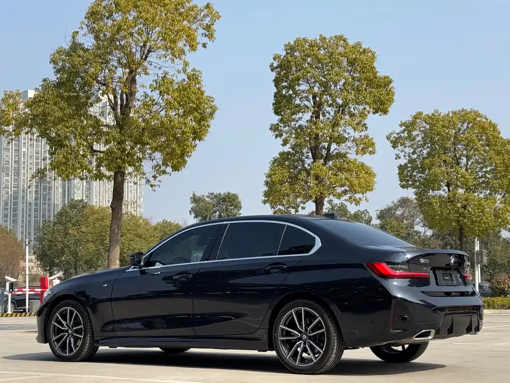 BMW 3 Series 2025 325Li M Sports Package купить на сайте DeffCars