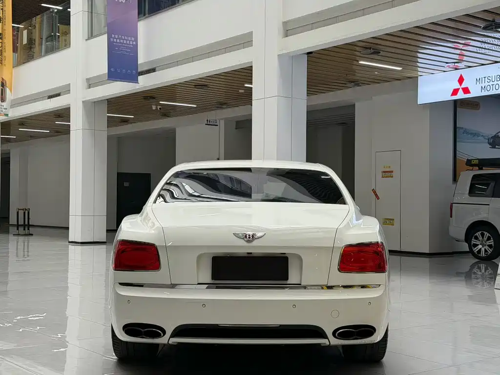 Flying Spur 2014 4.0T V8 Standard Edition купить на сайте DeffCars