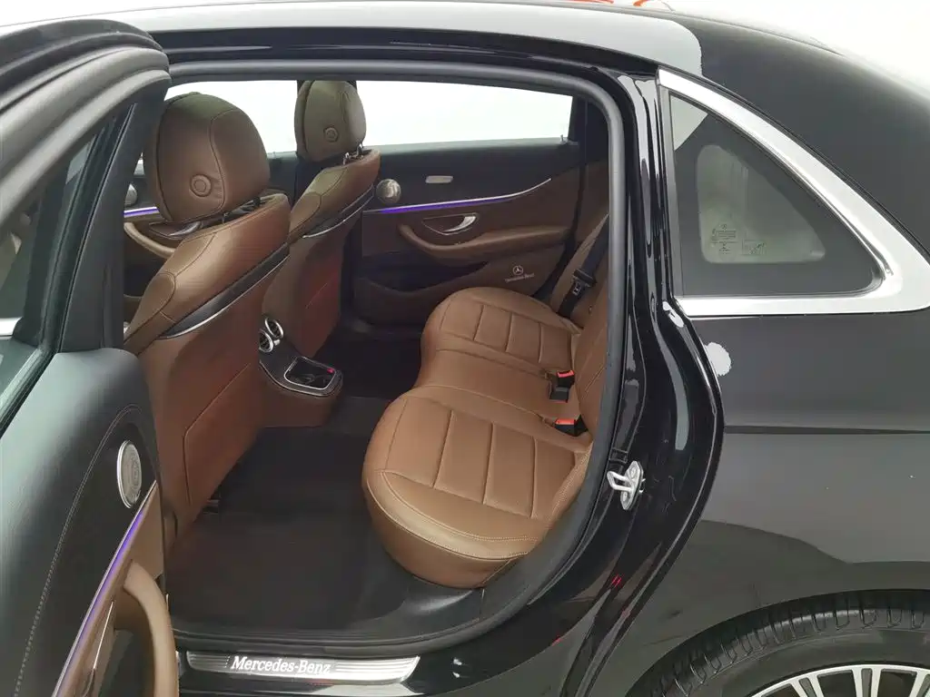 Mercedes-Benz E-Class 2021 facelift E 260 L sporty купить на сайте DeffCars