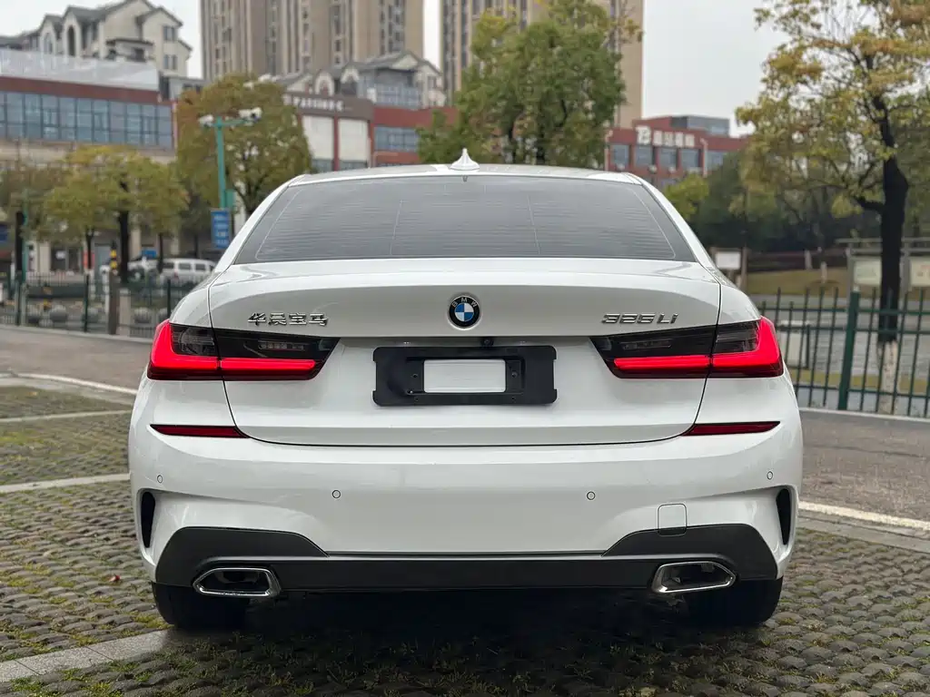 BMW 3 Series 2022 325Li M Sports Package купить на сайте DeffCars