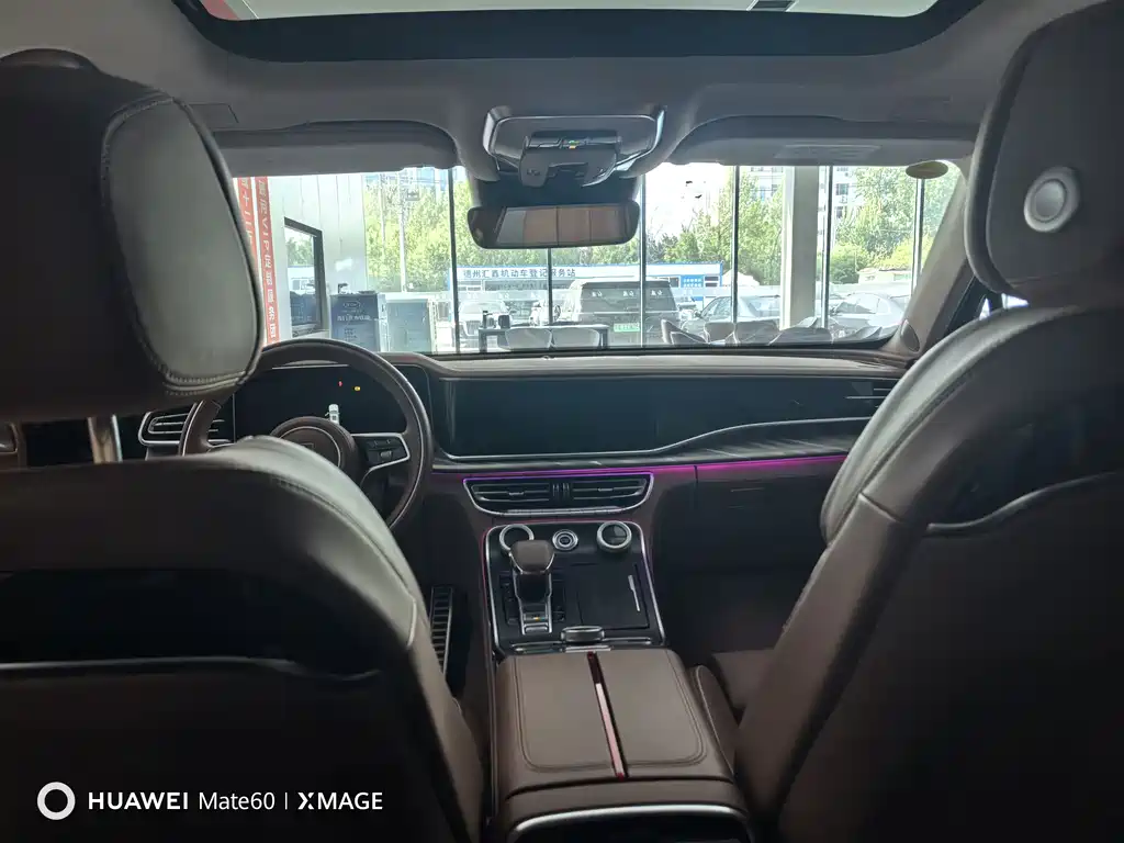 Hongqi H9 2023 2.0T Zhilian Flagship Edition купить на сайте DeffCars