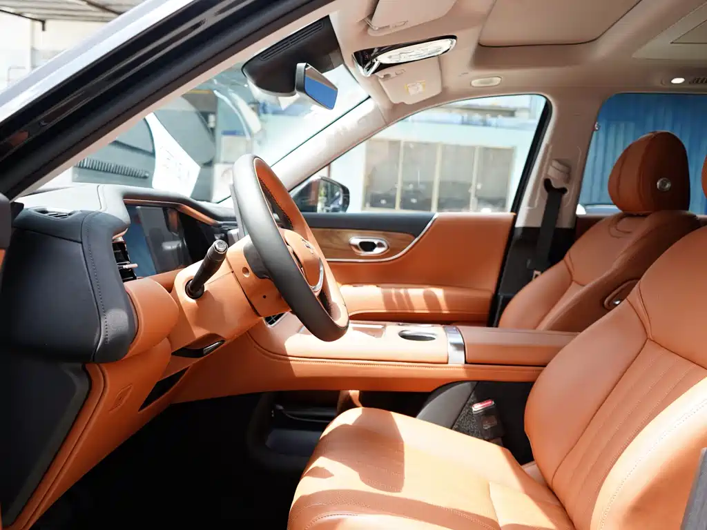 Trumpchi Yearning S9 2025 Qiankun UItra 5-seater купить на сайте DeffCars