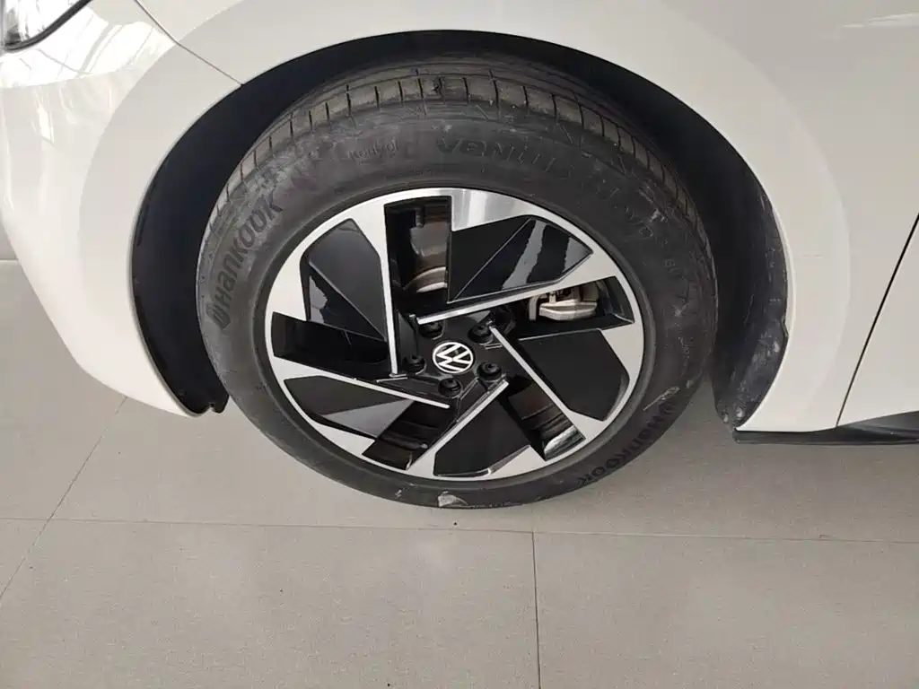 Volkswagen ID.3 2024 Outstanding Edition купить на сайте DeffCars