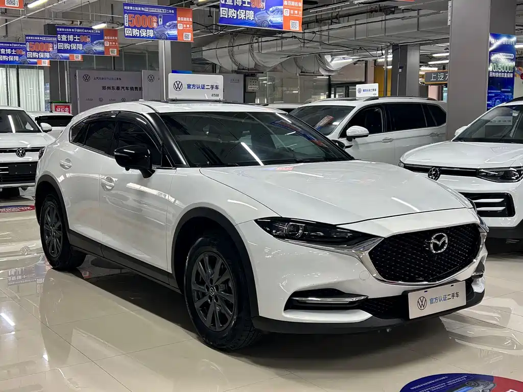 Mazda CX-4 2021 2.0L automatic two-wheel drive Blue Sky Vitality Edition купить на сайте DeffCars