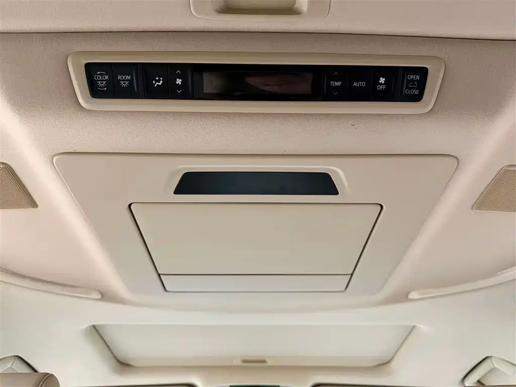 Wilfa 2021 Crown Dual Engine 2.5L HV Premium Edition купить на сайте DeffCars