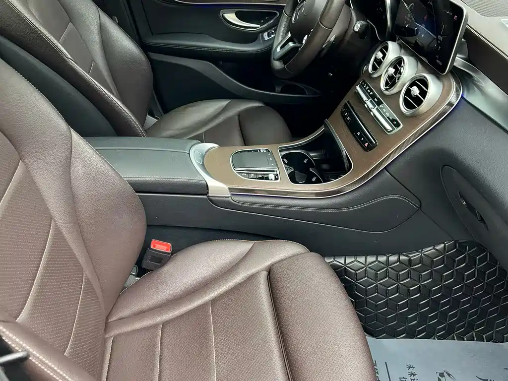 Mercedes-Benz GLC 2020 GLC 300 L 4MATIC Dynamic купить на сайте DeffCars