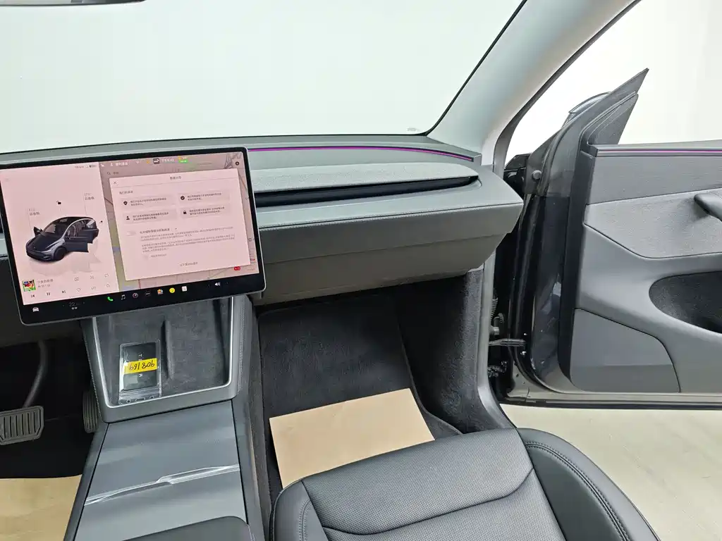 Model Y 2025 rear-wheel drive version купить на сайте DeffCars