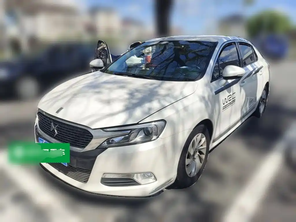 DS 5LS 2014 1.8L automatic comfort version VTi140 купить на сайте DeffCars