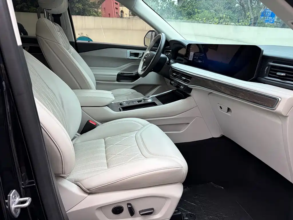 Explorer 2023 EcoBoost 285 four-wheel drive red gold version 6 seats купить на сайте DeffCars