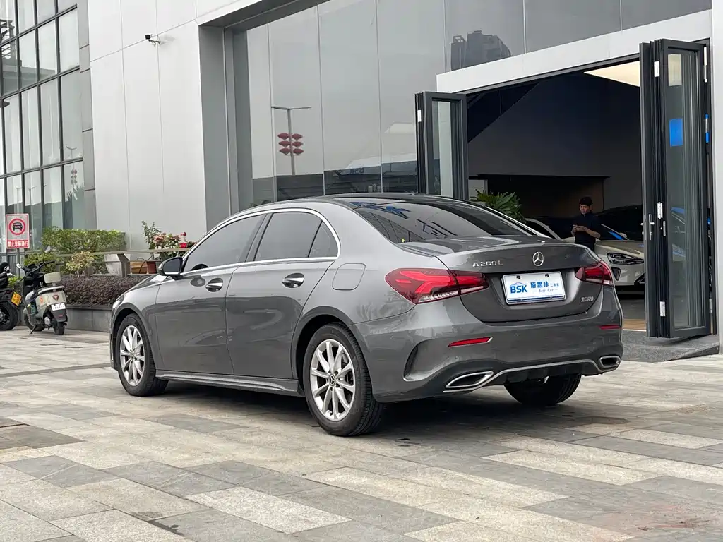 Mercedes-Benz A-Class 2021 A 200 L Sports Sedan Fashionable купить на сайте DeffCars