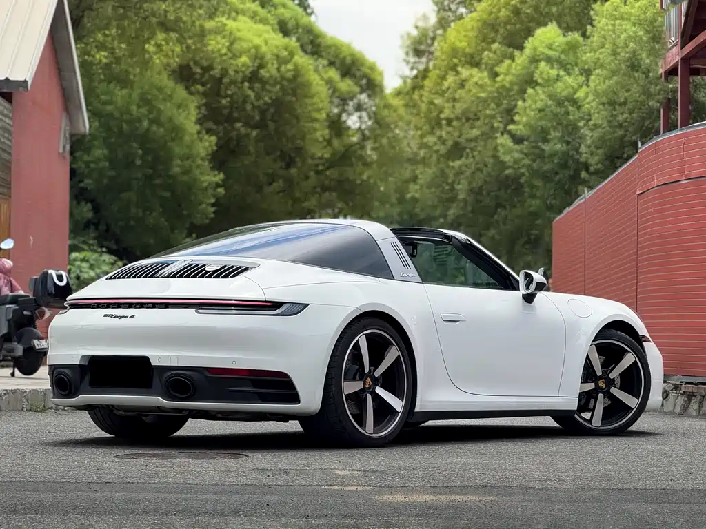 Porsche 911 2023 Targa 4 3.0T купить на сайте DeffCars