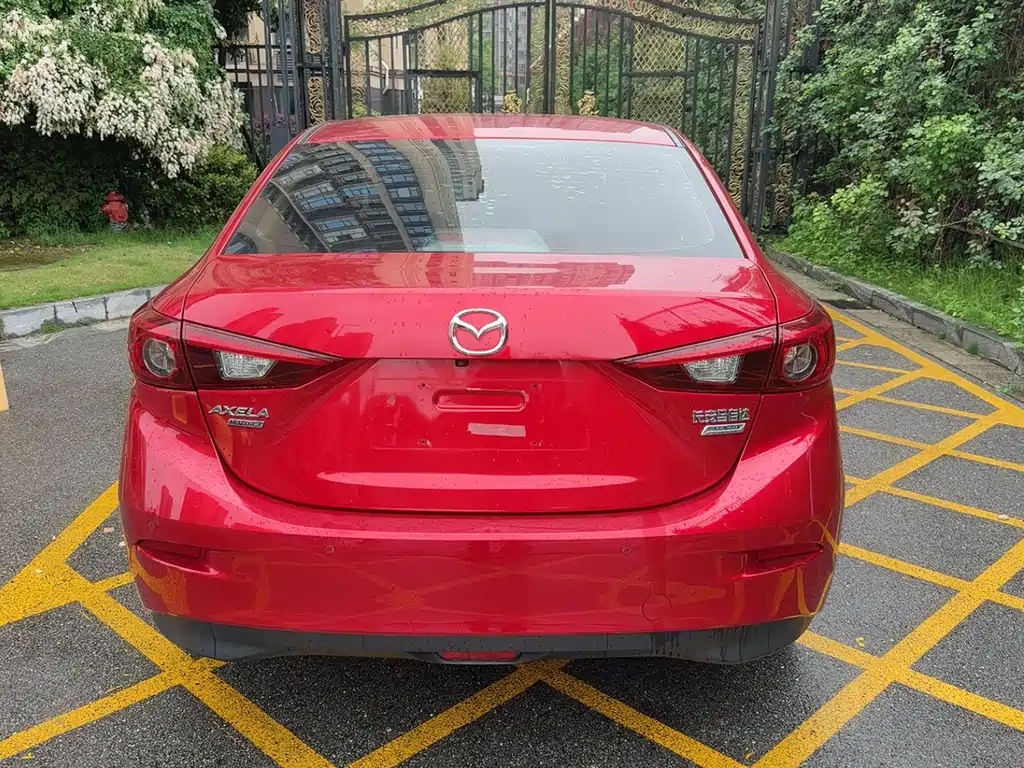 Mazda3 Angkesela 2019 Cloud Control Edition Sedan 1.5L Automatic Luxury Type National VI купить на сайте DeffCars