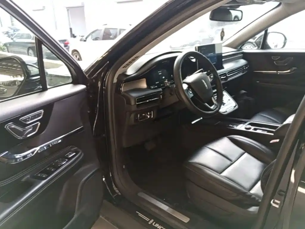 Adventurer 2022 2.0T two-wheel drive exclusive edition купить на сайте DeffCars