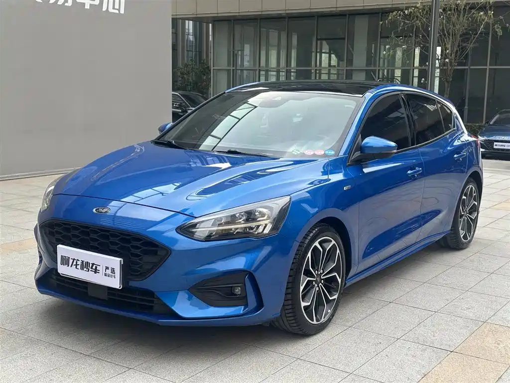 Focus 2020 Hatchback EcoBoost 180 Automatic ST Line купить на сайте DeffCars