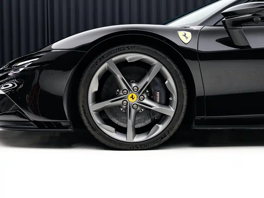 SF90 2021 3.9T V8 Spider купить на сайте DeffCars