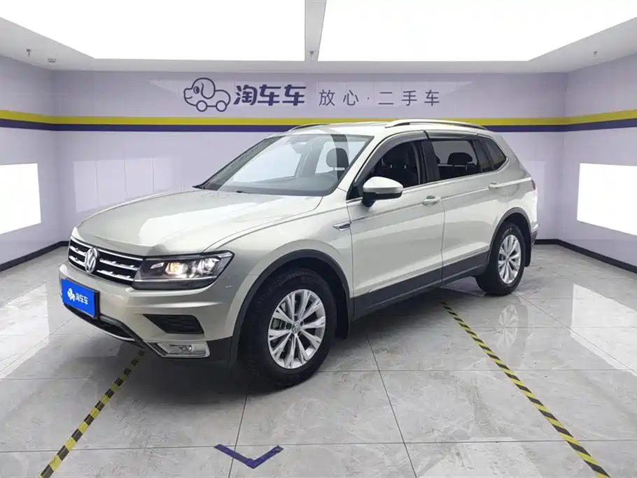 Tiguan L 2017 330TSI automatic two-wheel drive fashion version купить на сайте DeffCars