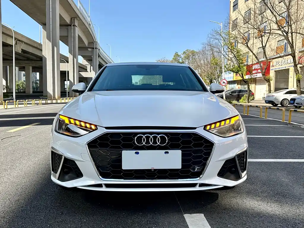 Audi A4L 2020 40 TFSI Fashionable and Elegant купить на сайте DeffCars