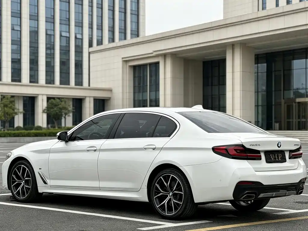 BMW 5 Series 2022 530Li Exclusive M Sports Package купить на сайте DeffCars