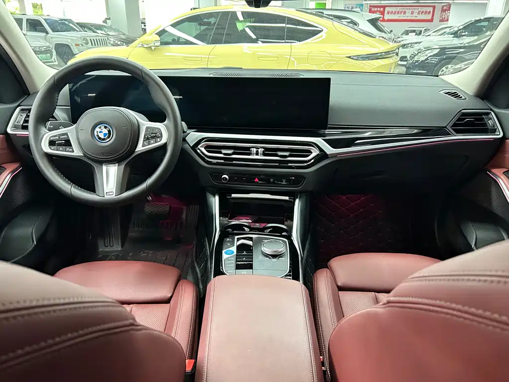 BMW i3 2022 eDrive 35 L купить на сайте DeffCars