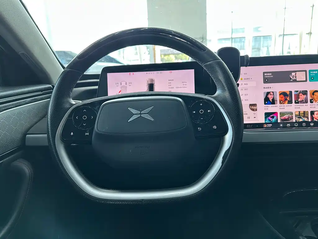 Xpeng P7 2020 rear-wheel drive long-range smart travel version купить на сайте DeffCars