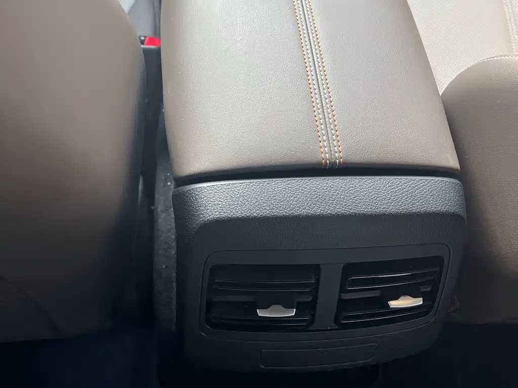 Qin PLUS 2024 Honor Edition DM-i 55KM Leading Type купить на сайте DeffCars