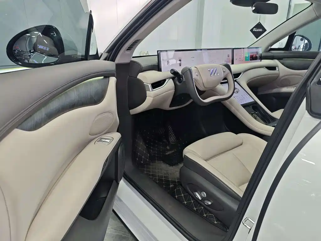 Zhiji LS6 2023 Max Standard Edition купить на сайте DeffCars