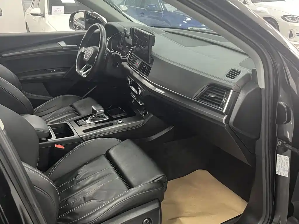 Audi Q5L 2022 40T luxury and dynamic model купить на сайте DeffCars