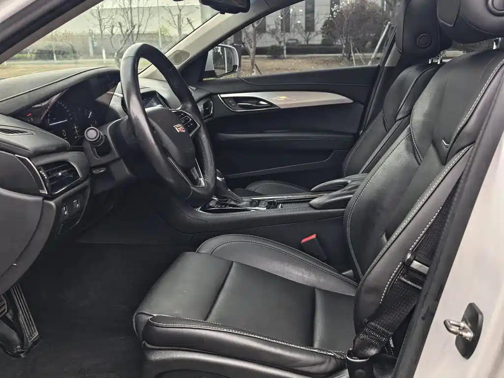 Cadillac ATS-L 2017 28T Fashion Model купить на сайте DeffCars