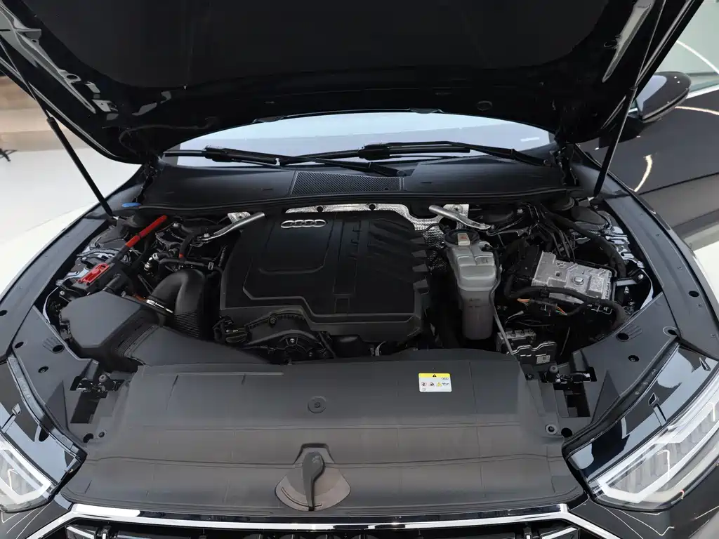 Audi A7L 2024 45TFSI S-line Dream Building Liquid Crystal Package купить на сайте DeffCars