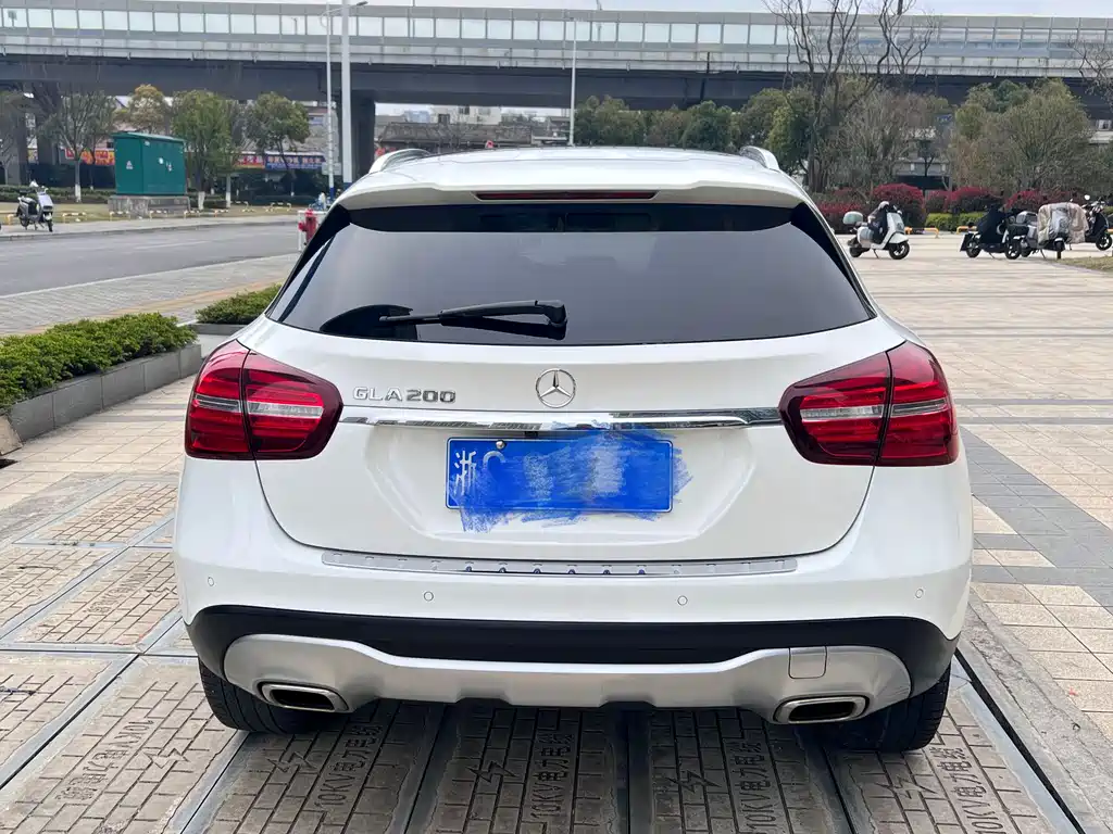 Mercedes-Benz GLA 2018 GLA 200 Fashion Model купить на сайте DeffCars