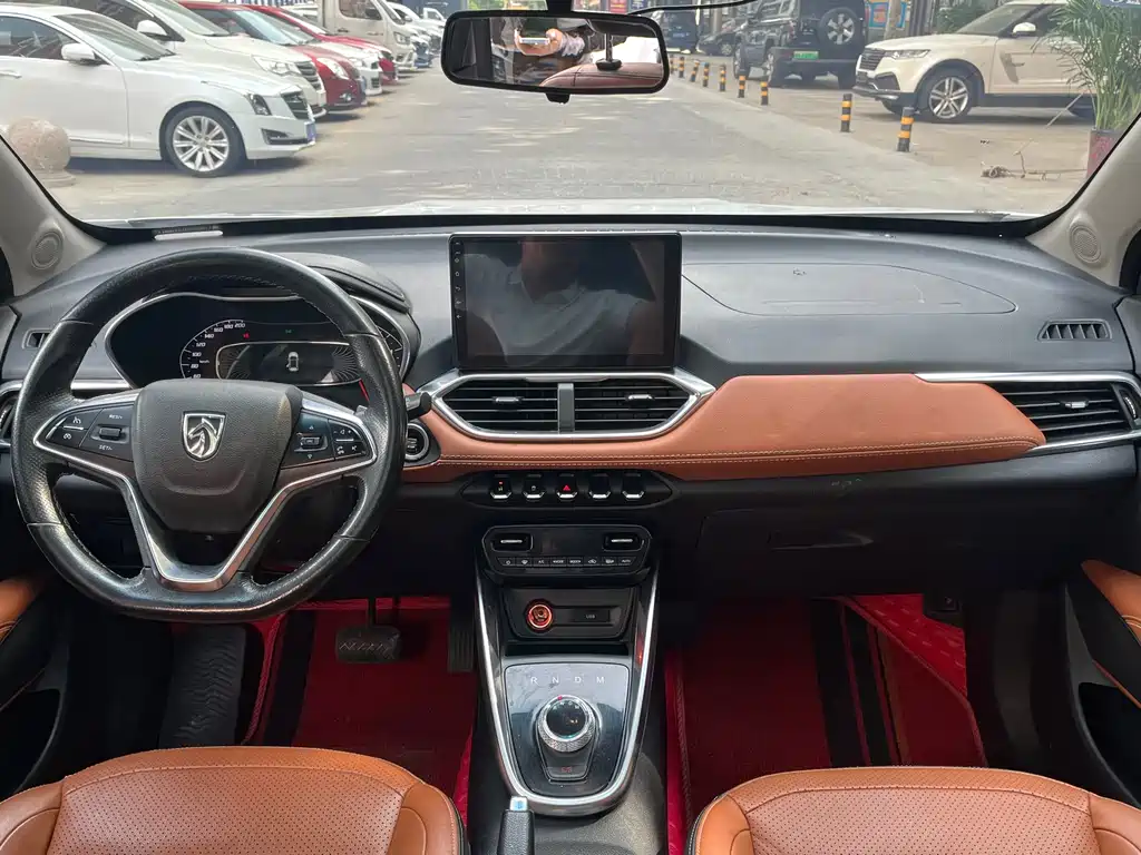Baojun 510 2018 1.5L Automatic Anniversary Special Edition National V купить на сайте DeffCars